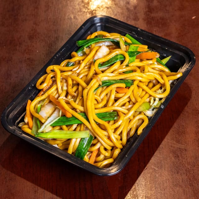 Plain Lo Mein.